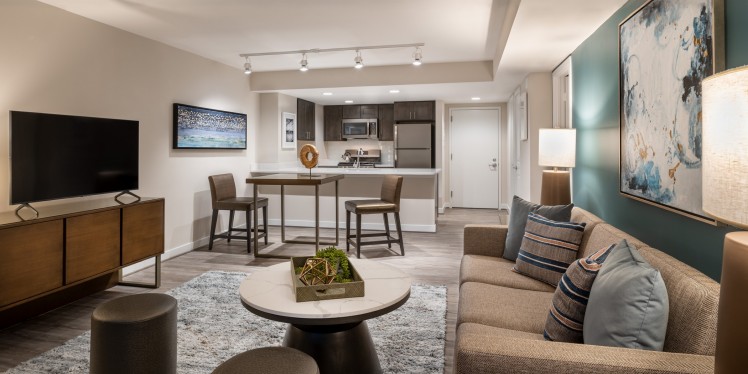 Courtland Towers Apartments | RentDittmar.com