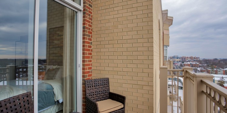 Balcony The Amelia 816 N Oakland St Arlington VA RPI II 103077 34 Balcony The Amelia 816 N Oakland St Arlington VA RPI II 103077 34